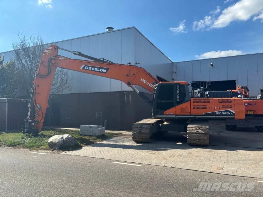 Develon DX300LC-7K Rupsgraafmachines
