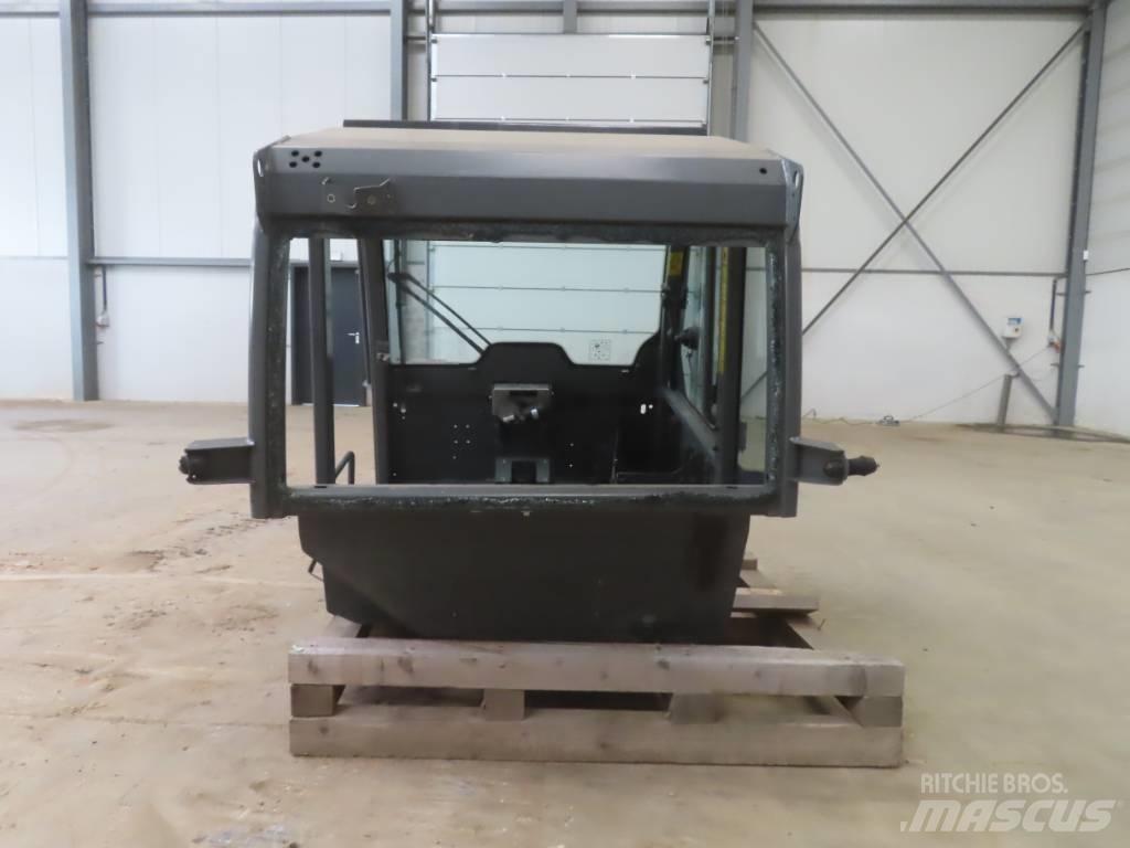 Kramer 353-354 Cabine en interieur