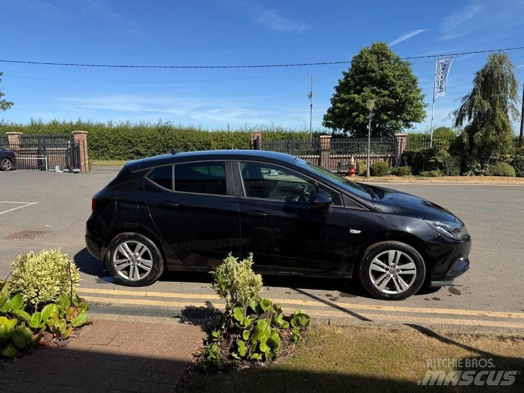 Vauxhall Astra Auto's