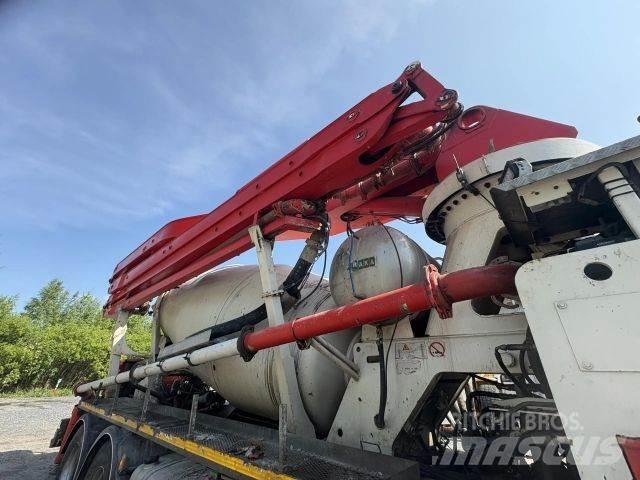 Volvo FMX 460 8*4 Betonmixers en pompen