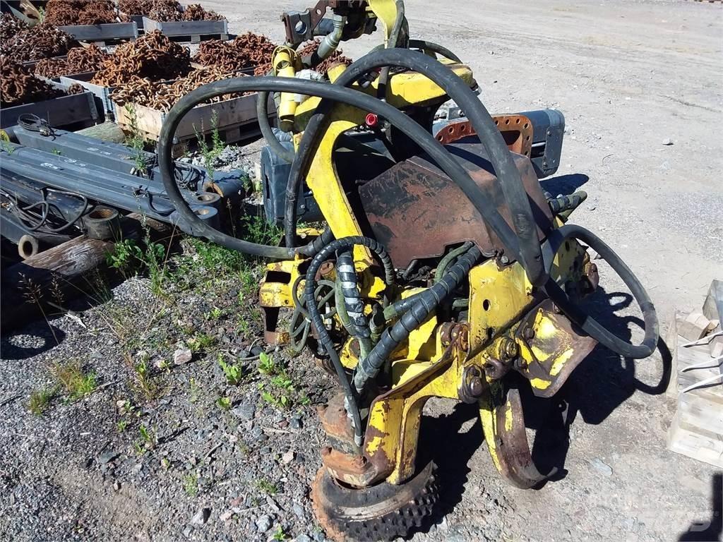 John Deere 745 Boomvelkoppen