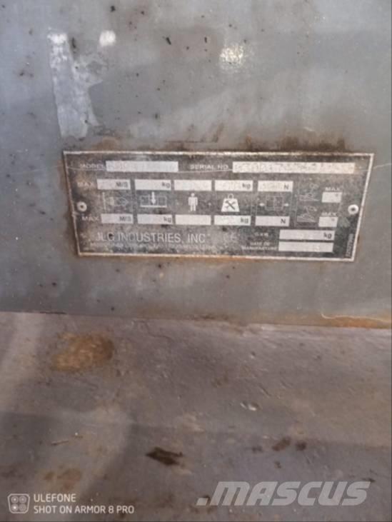 JLG 600 AJ Knikarmhoogwerkers