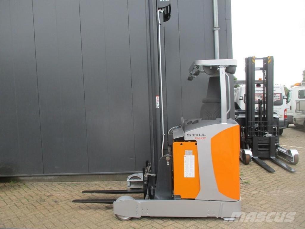 Still FM-X17 Reachtruck voor hoog niveau