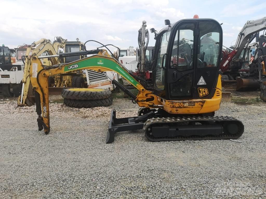 JCB 8030 Minigraafmachines < 7t