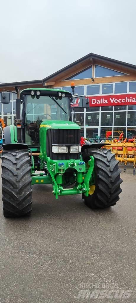 John Deere 6820 Tractoren
