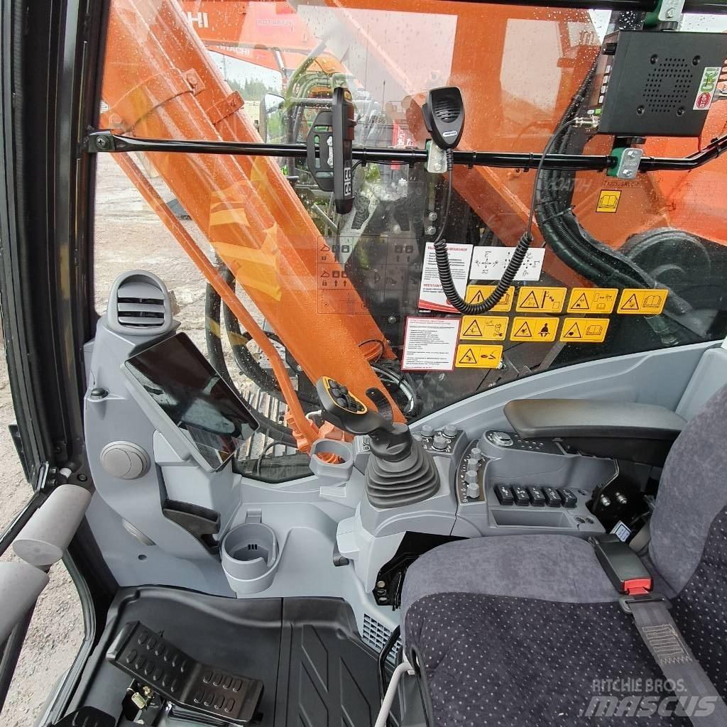 Hitachi ZX225USRLC-7 Rupsgraafmachines