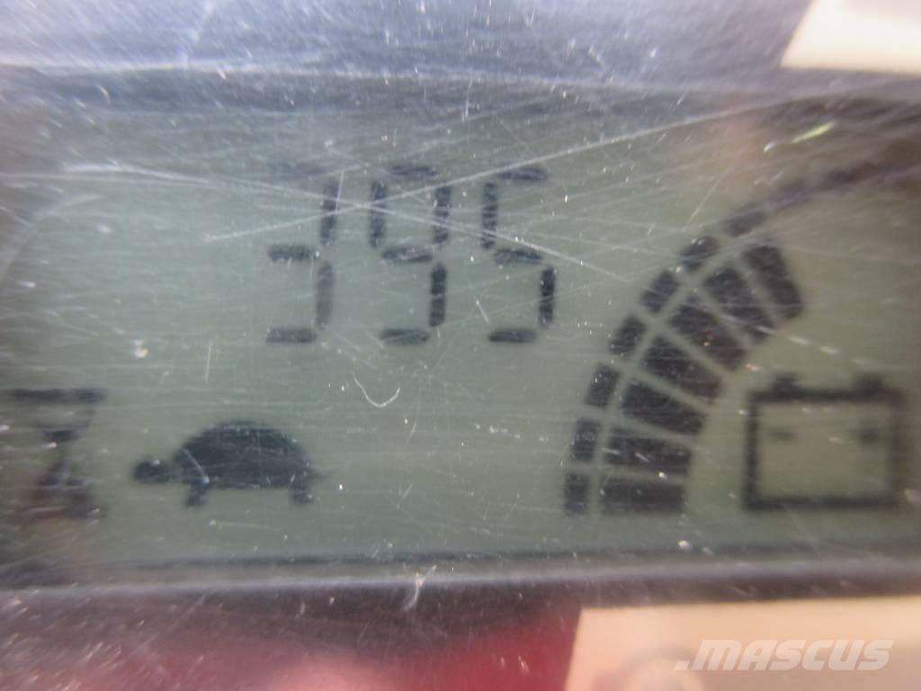 JLG Toucan 8 E Personenliften en invalideliften