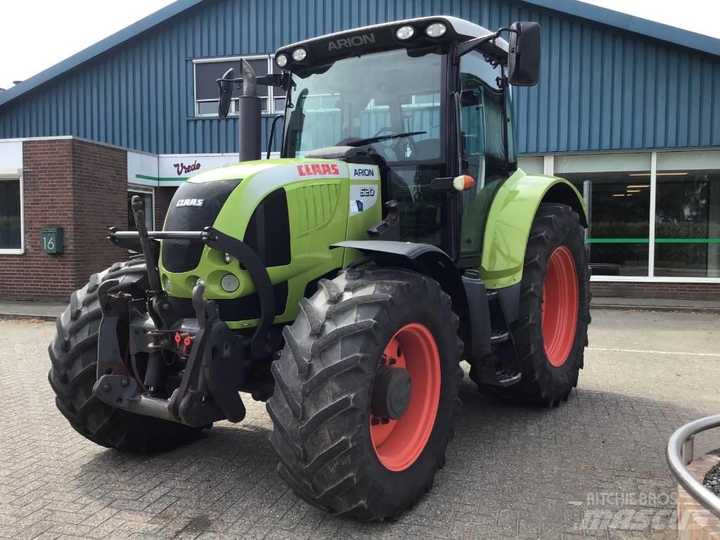 CLAAS Arion 520 CIS Tractoren