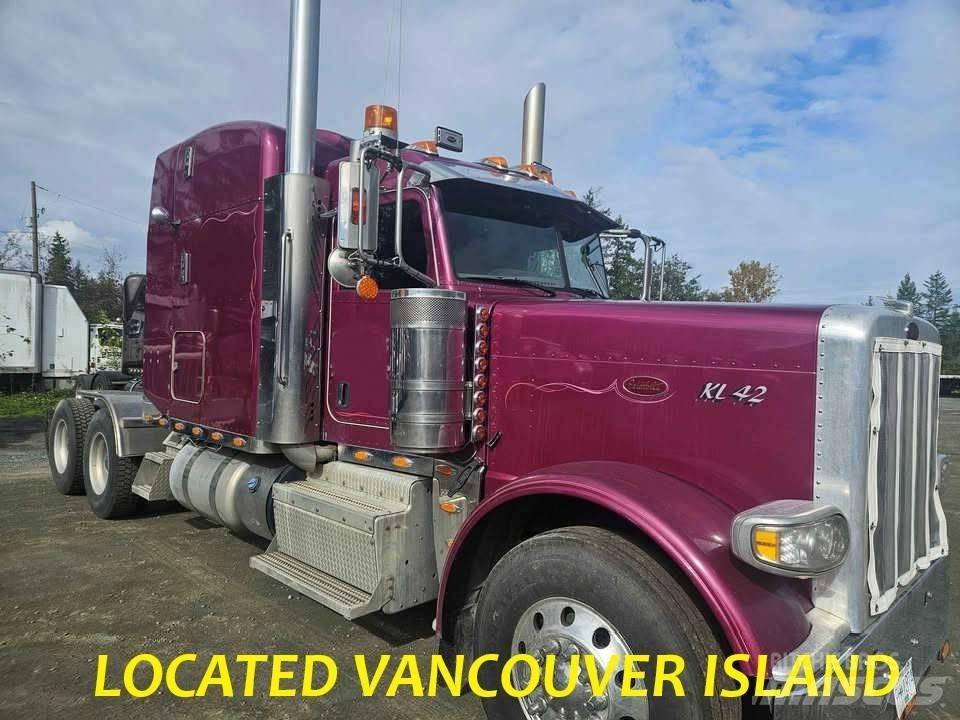 Peterbilt 388 Trekkers