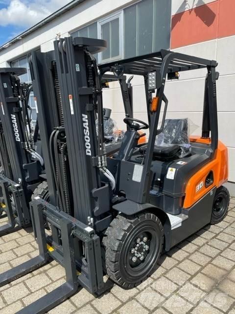 Doosan D30NXP Diesel heftrucks
