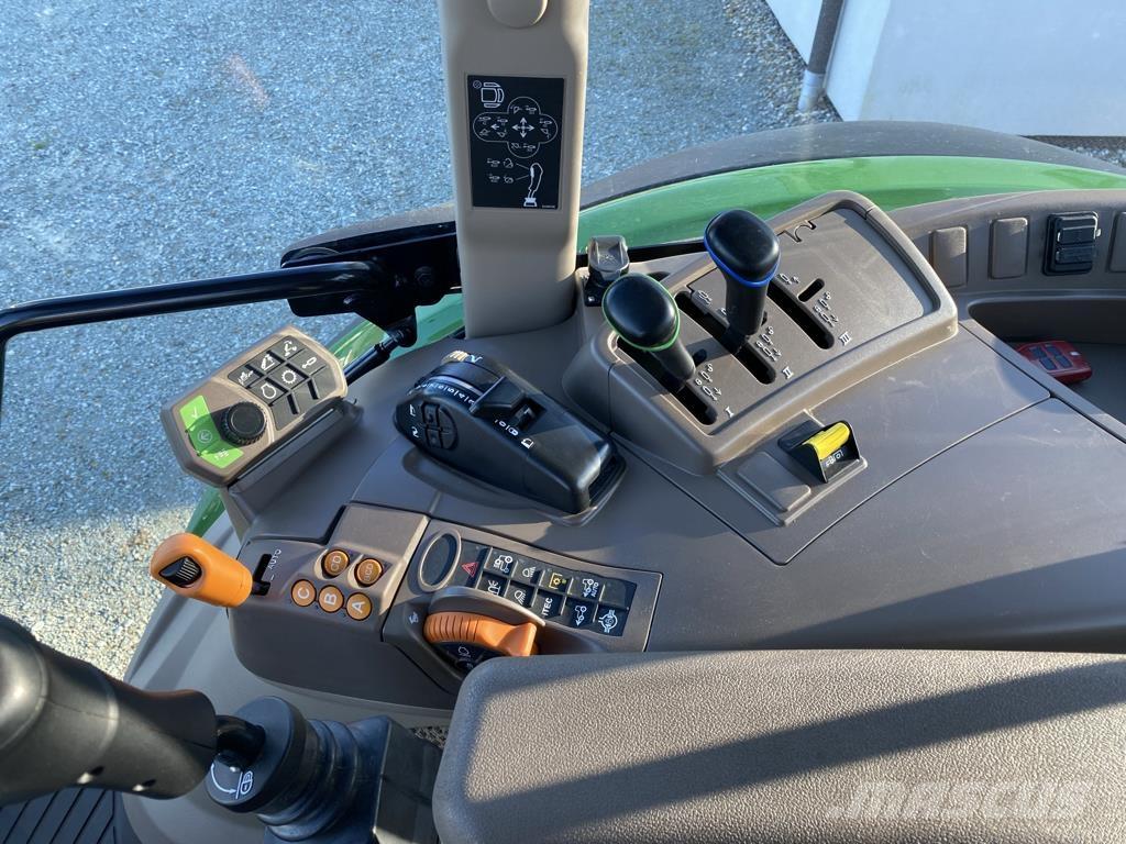 John Deere 5115R Tractoren