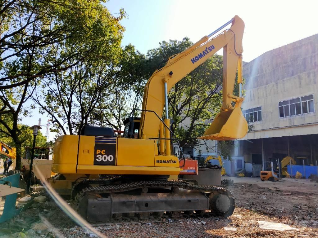 Komatsu PC300-7 Rupsgraafmachines