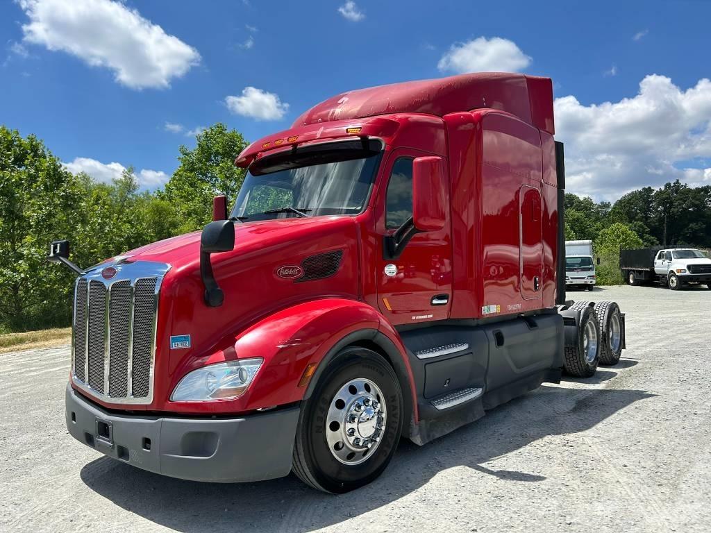 Peterbilt 579 Trekkers