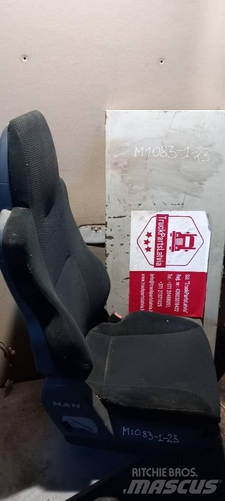 MAN TGX.    81623076414 Cabine en interieur