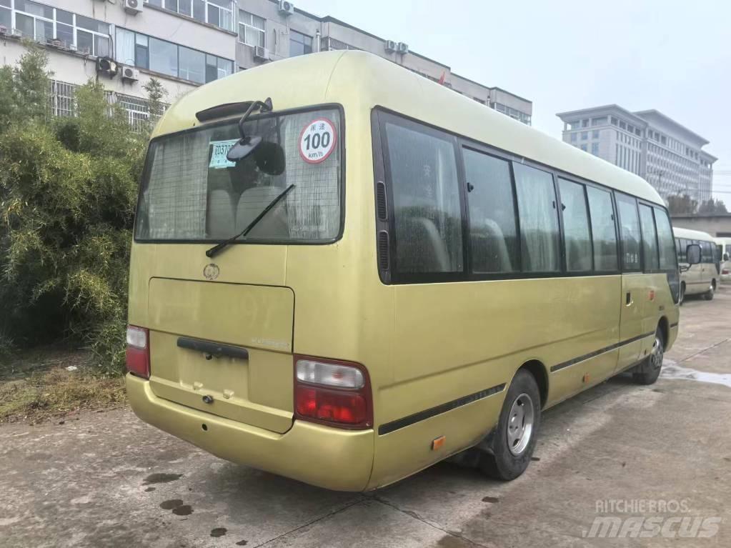 Toyota Coaster Intercitybussen
