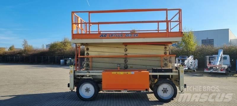 JLG 203-24 Schaarhoogwerkers