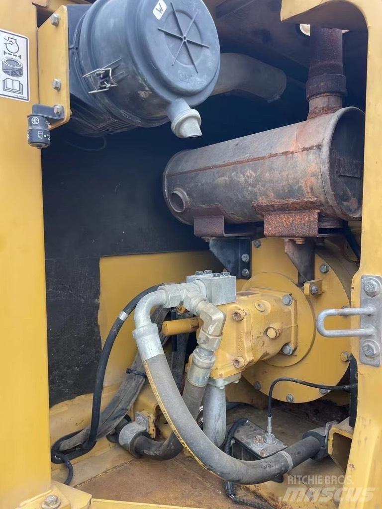 CAT 307 D Rupsgraafmachines