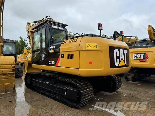 CAT 320 D2L Rupsgraafmachines