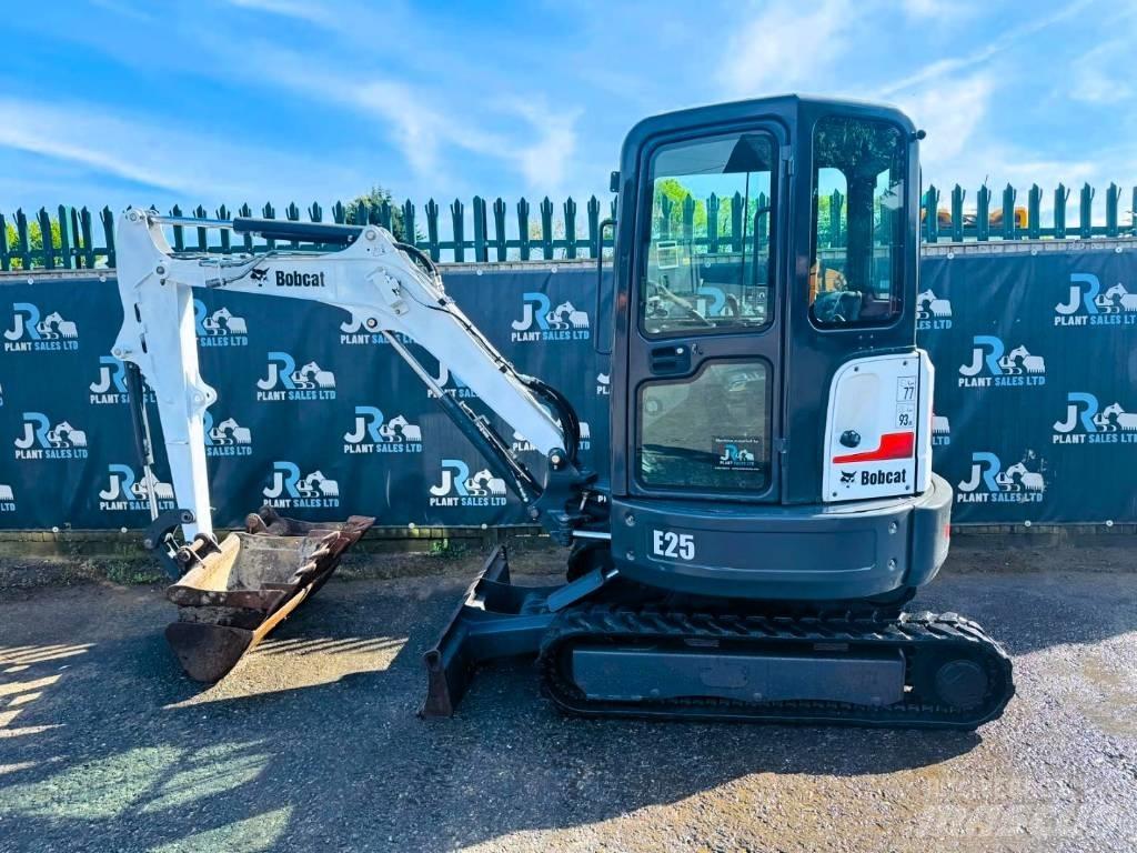 Bobcat E 25 Minigraafmachines < 7t