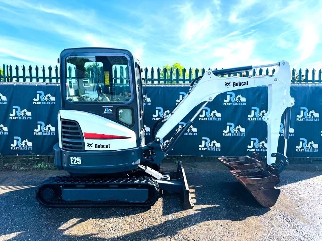 Bobcat E 25 Minigraafmachines < 7t