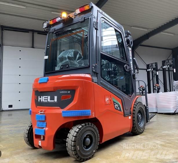 Heli CPD 30 Elektrische heftrucks