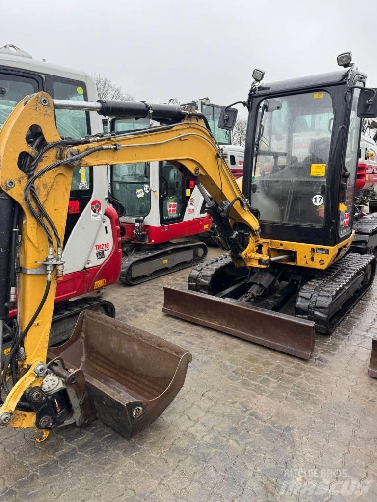 CAT 302.7 D Minigraafmachines < 7t
