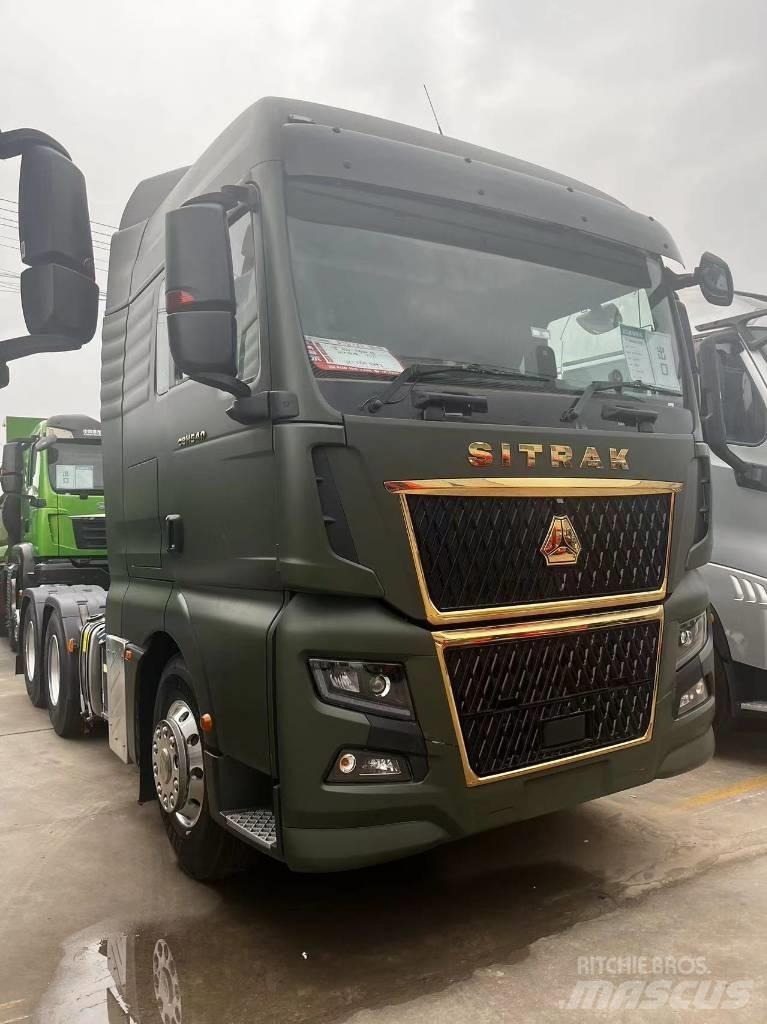 Sinotruk C9H Trekkers