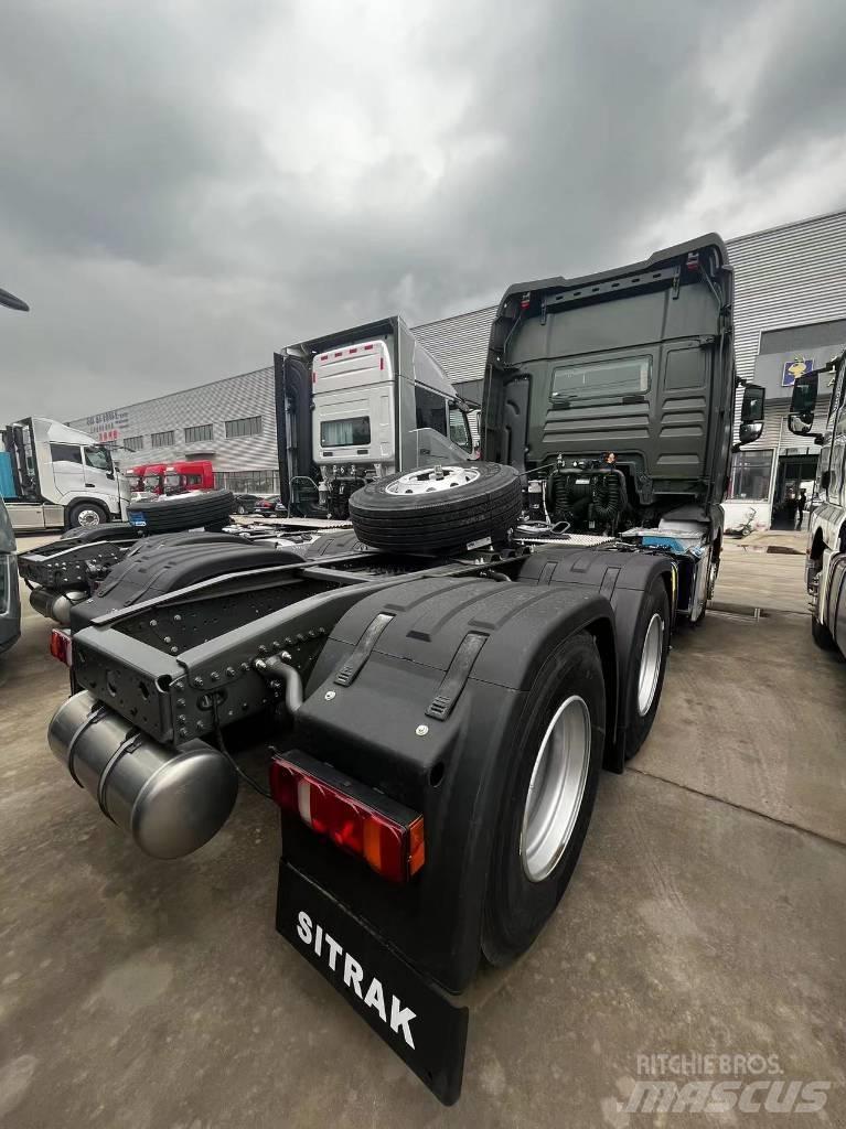 Sinotruk C9H Trekkers
