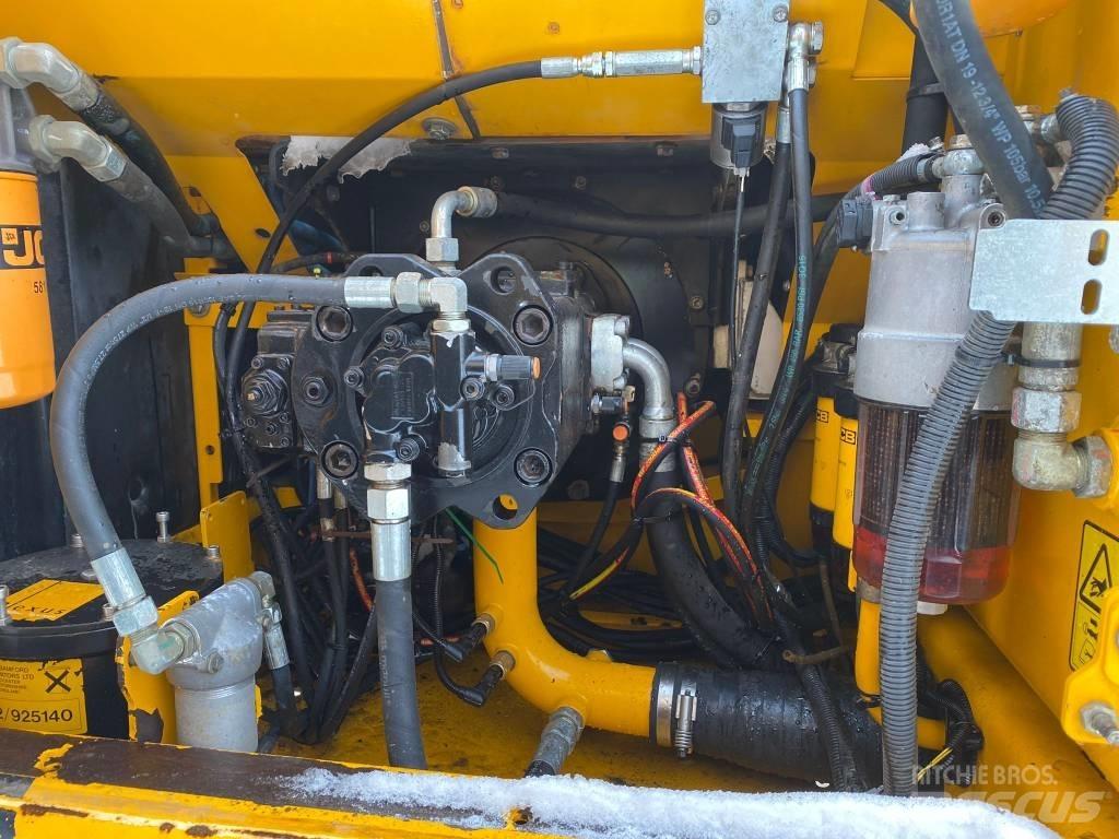 JCB JS 290 LC Rupsgraafmachines