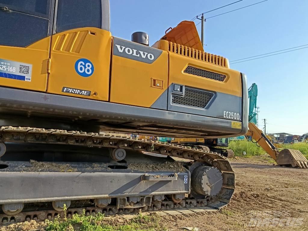 Volvo EC 250 Rupsgraafmachines