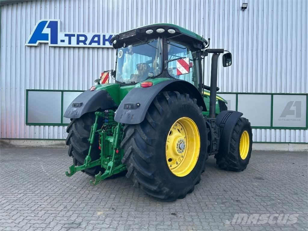 John Deere 7250R Tractoren