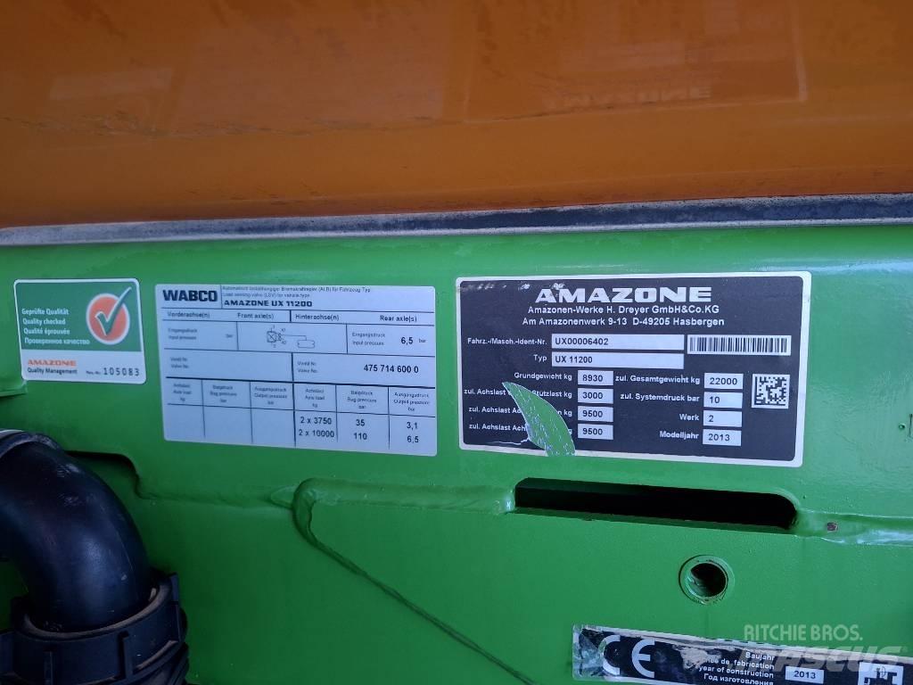 Amazone UX 11200 Getrokken spuitmachines