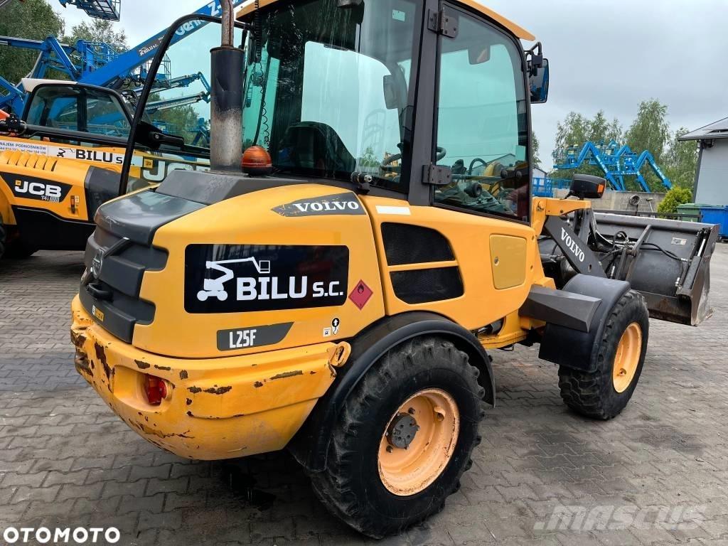 Volvo L 25 F Wielladers