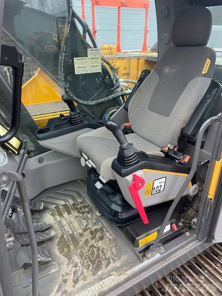 Volvo EC220E Rupsgraafmachines