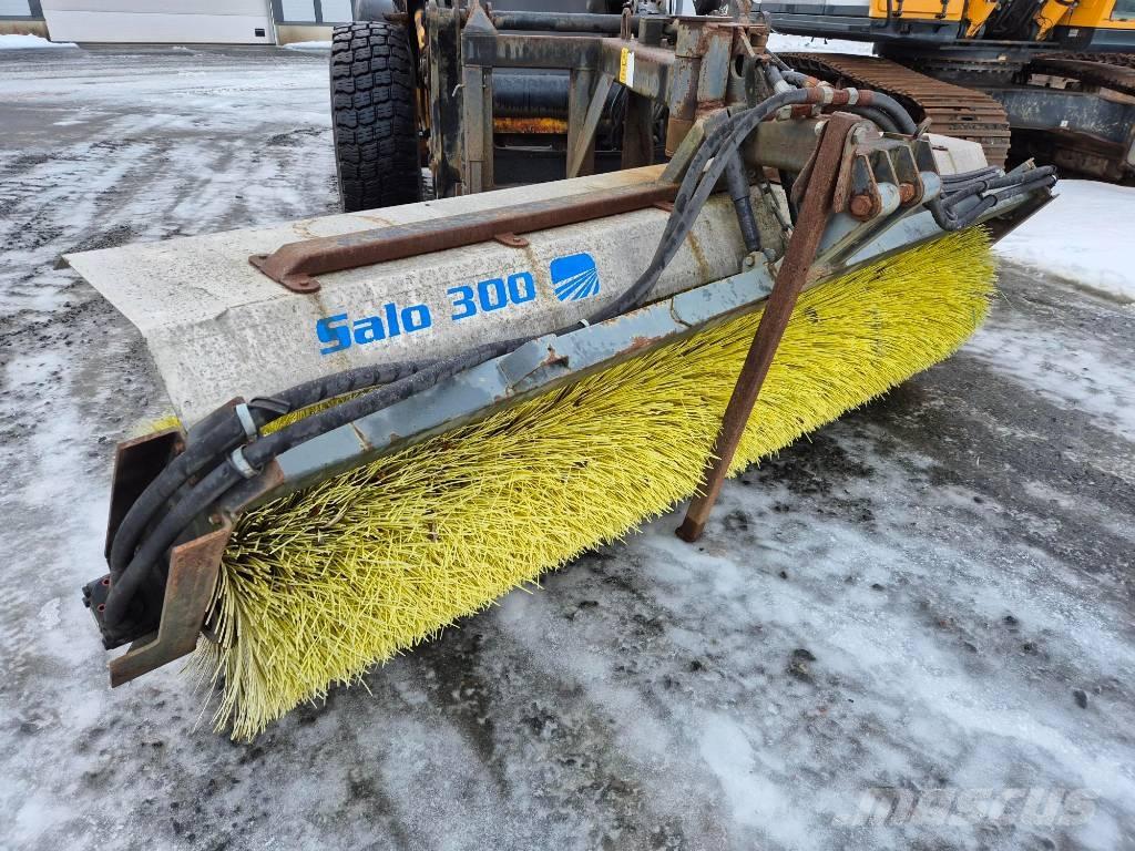 Salo 300 Avoharja Borstels