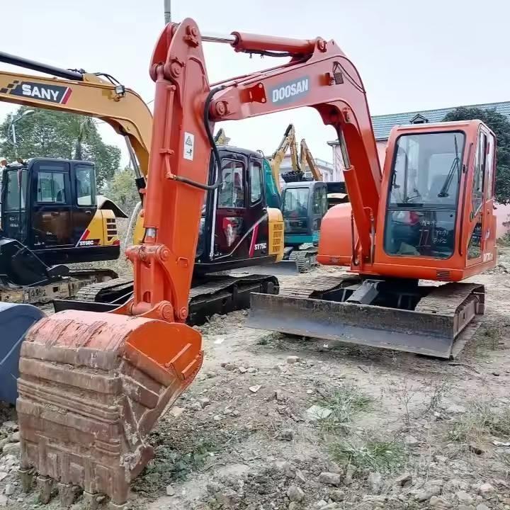 Doosan DH70-7 Rupsgraafmachines