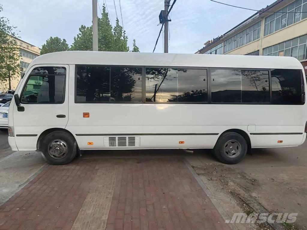 Toyota Coaster Intercitybussen