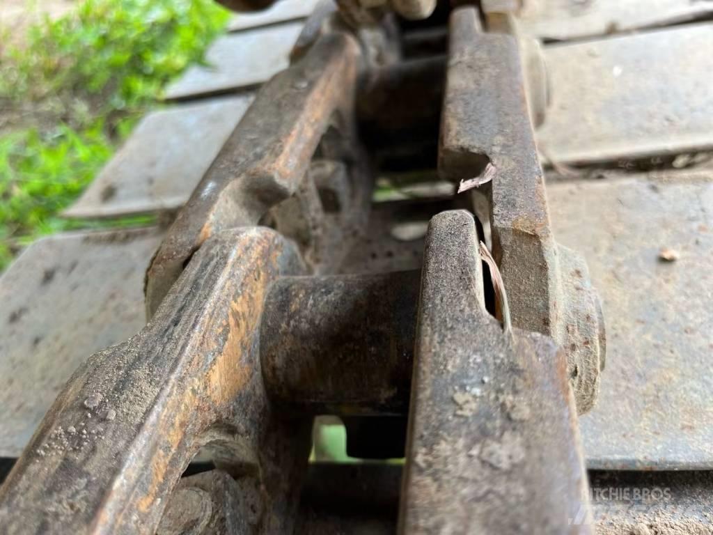 Komatsu PC70-8加长臂 Rupsgraafmachines