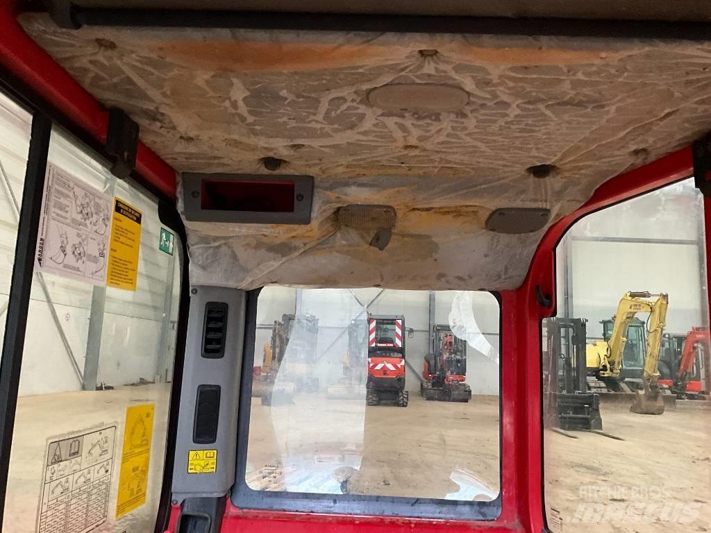 Bobcat E 80 Cabine en interieur