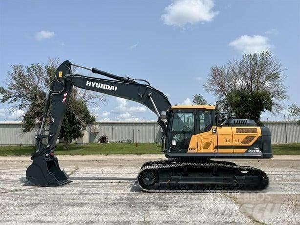 Hyundai HX 220 Rupsgraafmachines