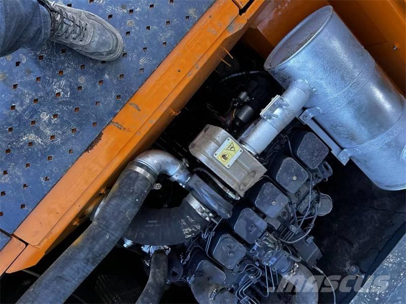 Hyundai 220LC-9S Rupsgraafmachines