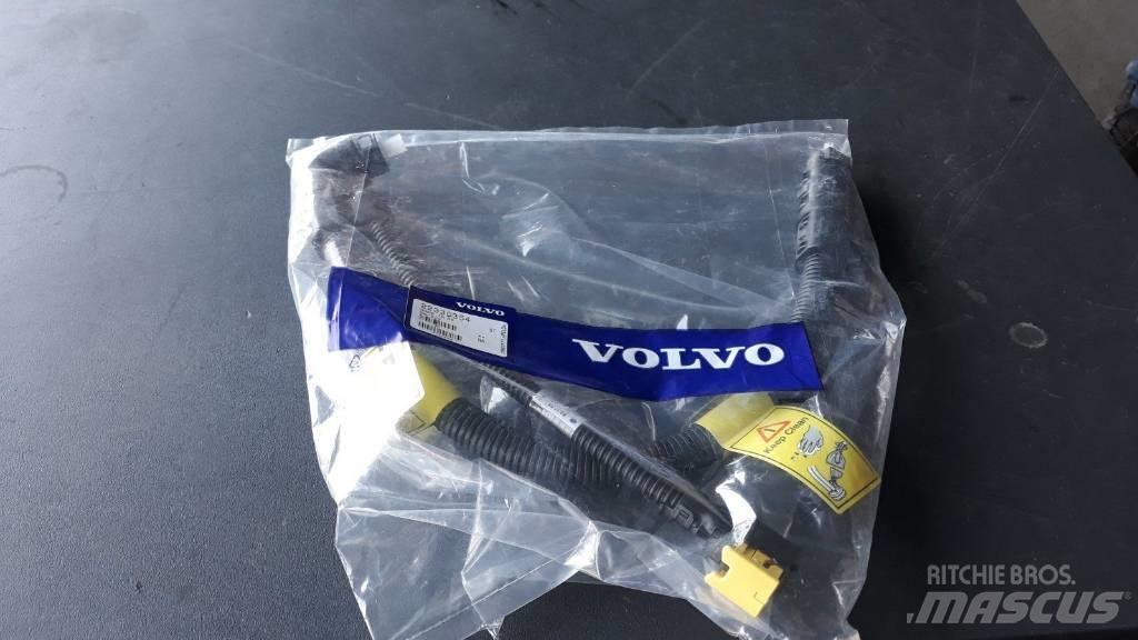 Volvo HOSE 22330354 Transport - Anderen