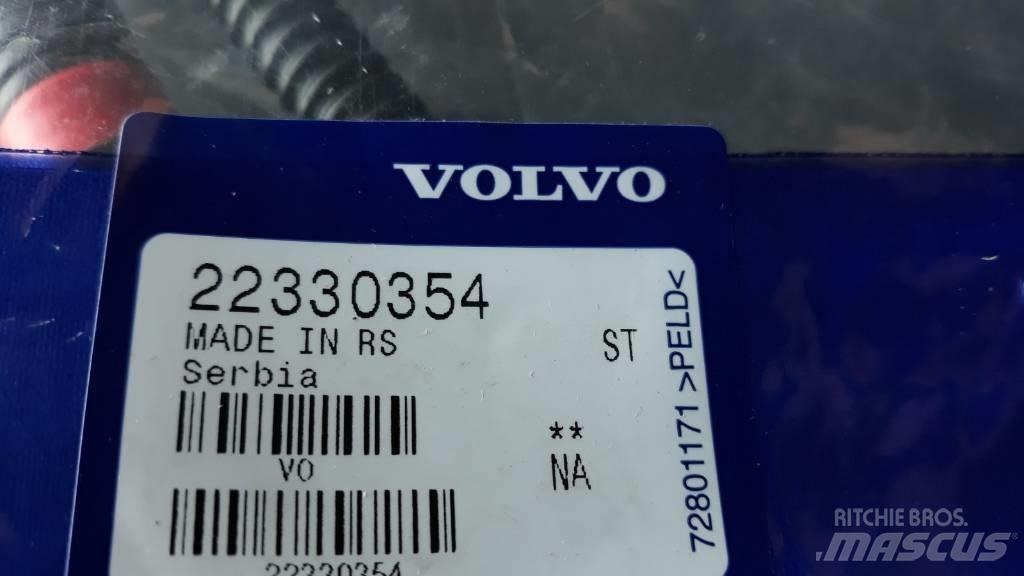 Volvo HOSE 22330354 Transport - Anderen
