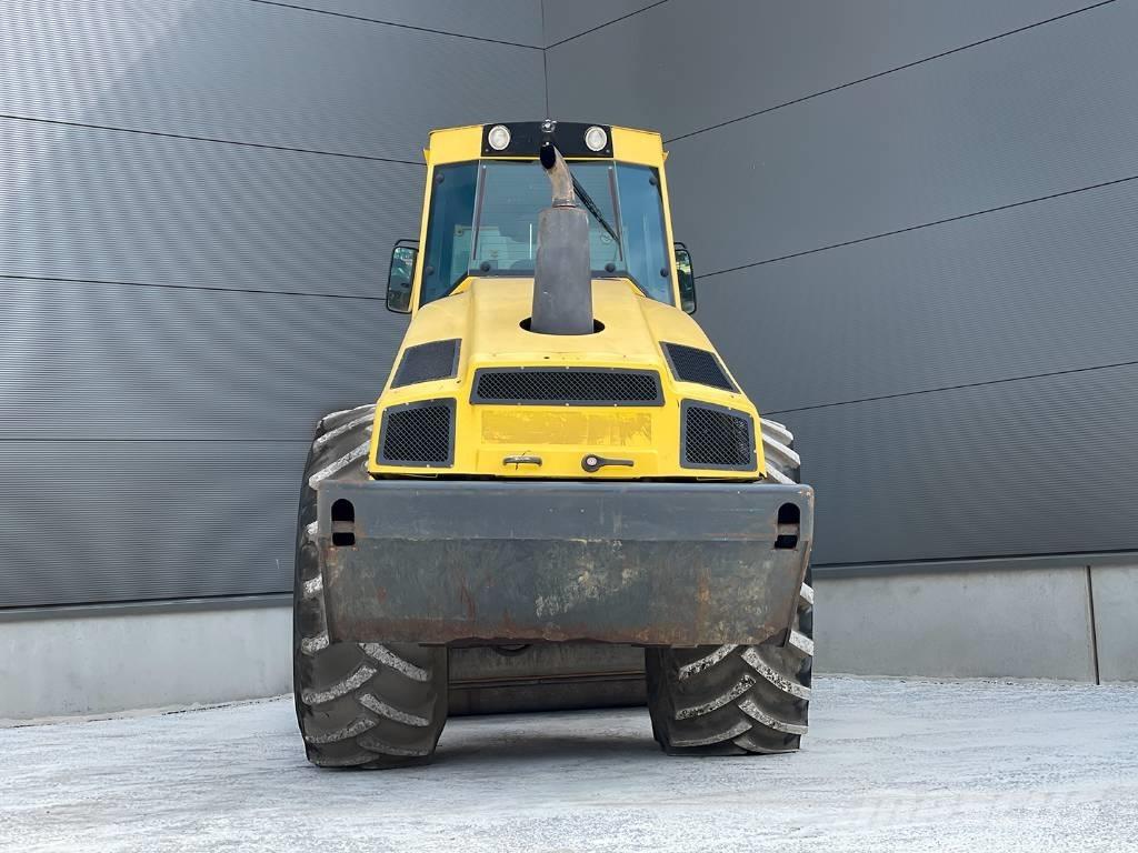 Bomag BW 213 DH-4 Trilrolwalsen