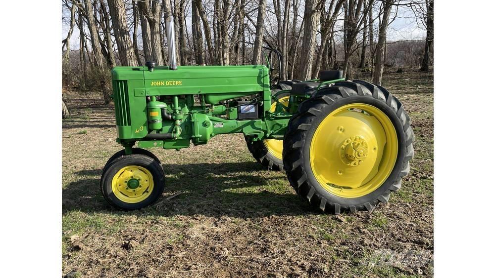 John Deere 40T Tractoren