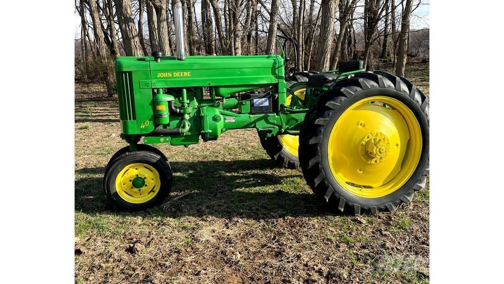 John Deere 40T Tractoren