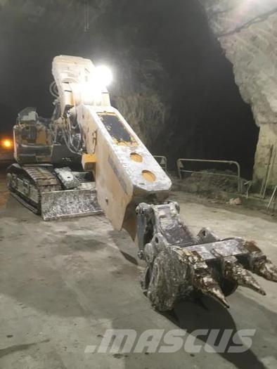Liebherr R 944 C Speciale Graafmachines
