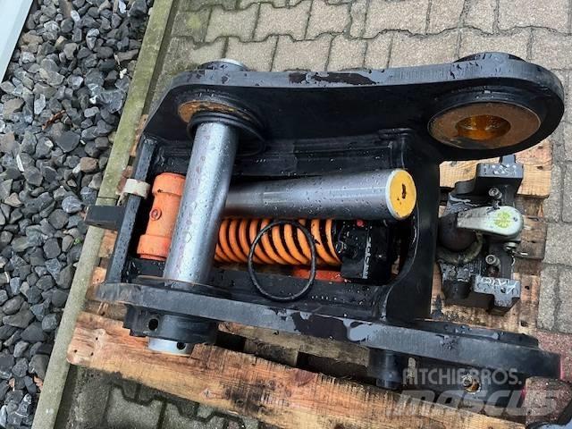  Tefra CAT 320E Snelkoppelingen