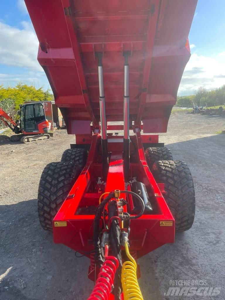 Redrock 18T Dumper Landbouw - overige