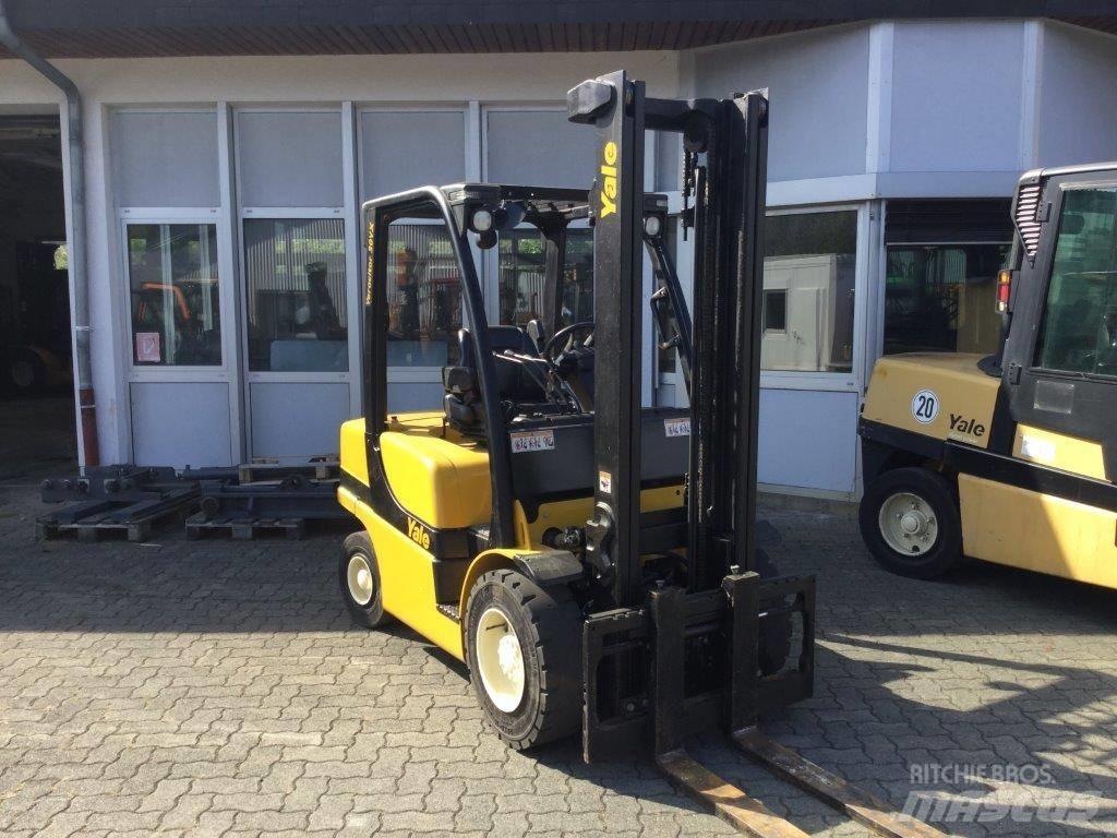 Yale GDP30VX Diesel heftrucks